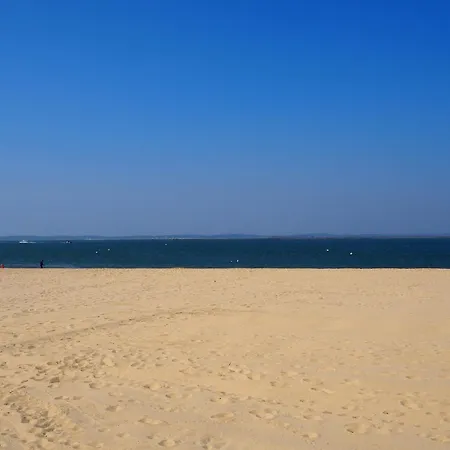 Вілла Arcachonnaise 100m², 3 Chambres, Jardin, Terrasse, Parking - Quartier D'hiver, - Fr-1-474-47